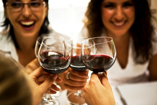 ¿Vinoquedamos? ¿Vinoquedamos?